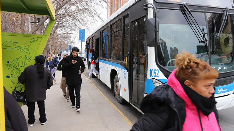 Los intendentes reclamarán fondos para sostener el precio del boleto del transporte público. Los intendentes reclamarán fondos para sostener el precio del boleto del transporte público.