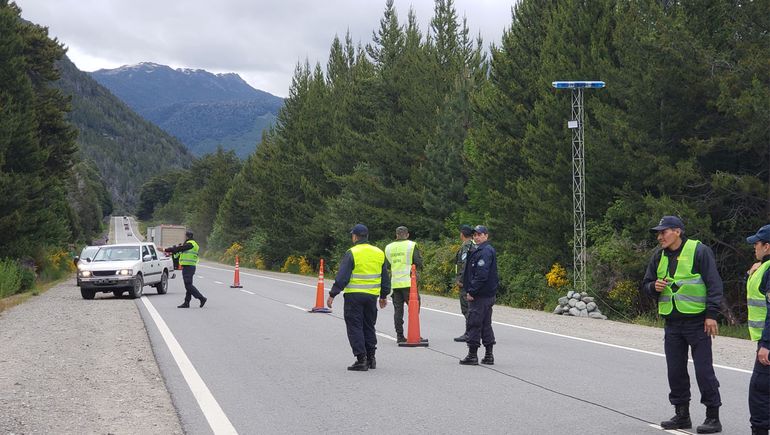 Búsqueda de Bautista en Bariloche: encontraron a la mascota e intensifican rastrillajes