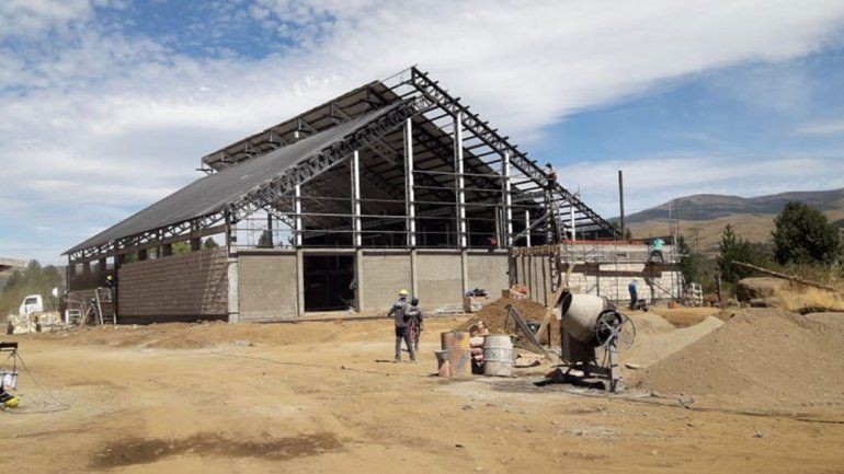 Aluminé: la obra del gimnasio está a punto de terminarse