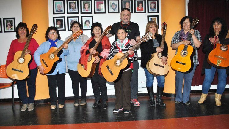 Las voces de las cantoras del norte en un disco triple