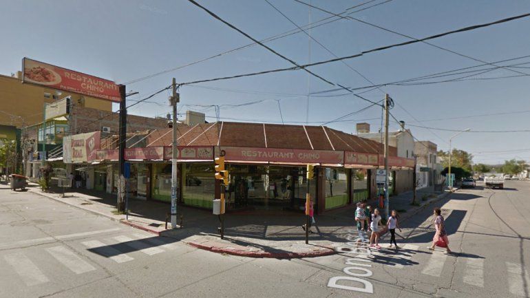 Migraciones de Neuquén pidió que expulsen del país al chino hallado en el entretecho de un tenedor libre