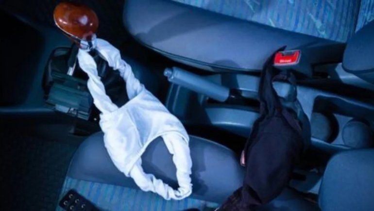 Una mujer le pagó a un taxista con sexo, grabó todo y se hizo viral