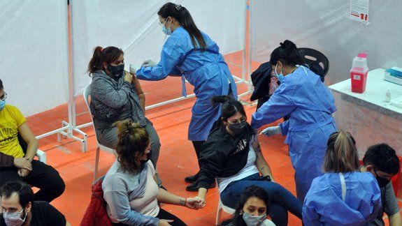 COVID: el 26% de los mayores de 18 años ya tiene las dos dosis