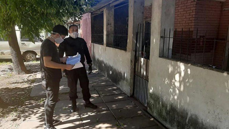 Volvió de EE.UU. y se fue a una fiesta: tiene coronavirus