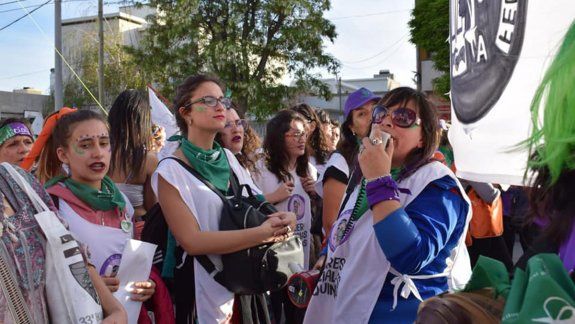 Mujeres judiciales van a un paro en repudio a Terán