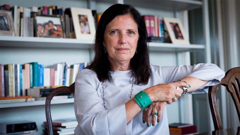 Claudia Piñeiro: Mis obras ponen en discusión la institución religiosa