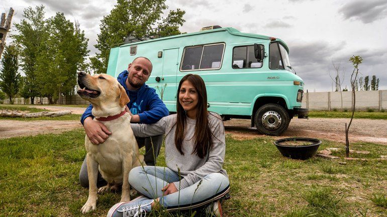 Se cansaron de la rutina y salen a conocer el mundo