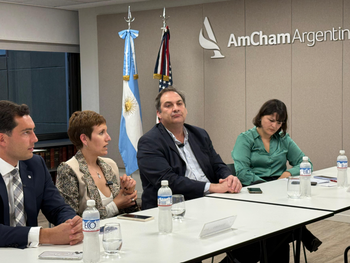 La ministra Latorre destacó que esta modalidad de audiencias. Foto: gobierno de Mendoza.