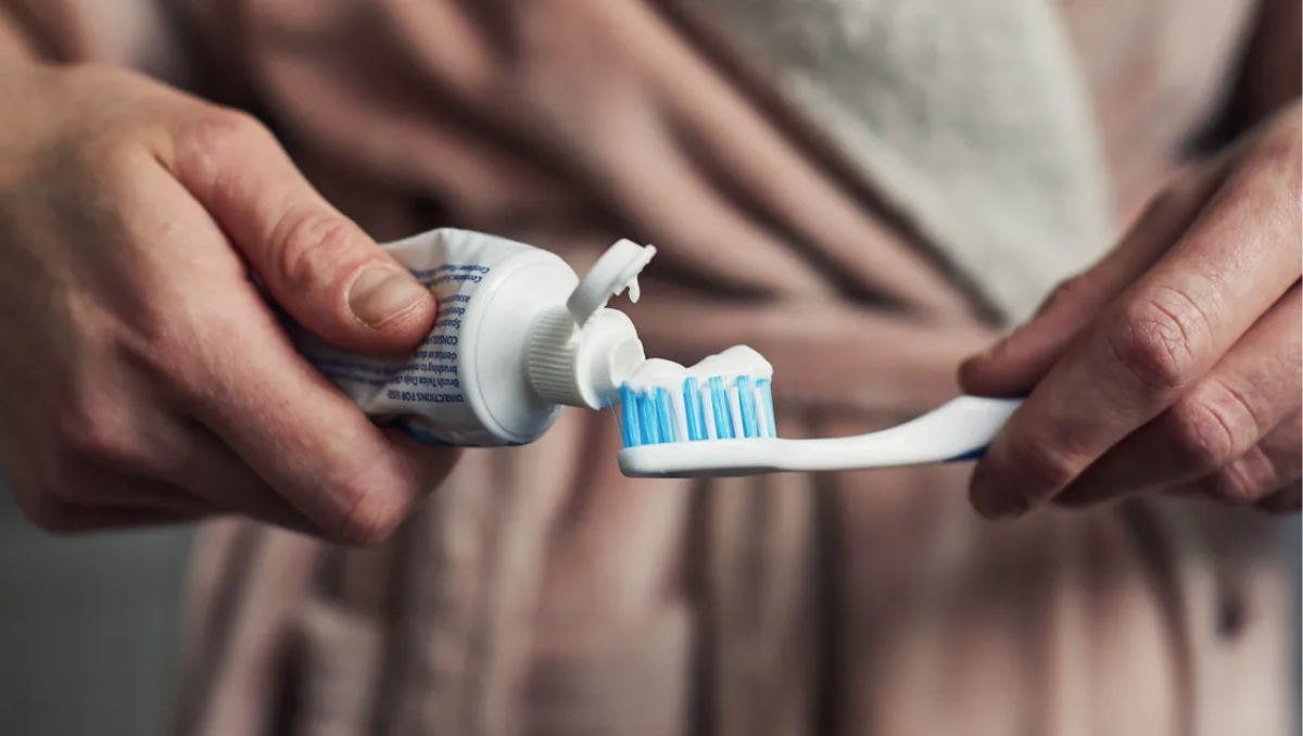 Una pasta de dientes prohibida por la Anmat