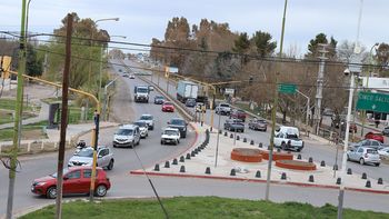 el historico plan de asfalto y puentes en altura que anuncio figueroa para neuquen: donde estaran ubicados el historico plan de asfalto y puentes en altura que anuncio figueroa para neuquen: donde estaran ubicados