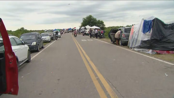 El fuerte temporal en Tucumán provocó la inundación de un pueblo entero. El fuerte temporal en Tucumán provocó la inundación de un pueblo entero.