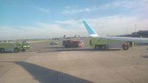 El avión de Aerolíneas Argentinas aterrizó de emergencia en Ezeiza