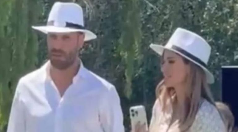 Jésica Cirio y Elías Piccirillo se mostraron juntos por primera vez en el casamiento del histórico productor de Marley. Jésica Cirio y Elías Piccirillo se mostraron juntos por primera vez en el casamiento del histórico productor de Marley.