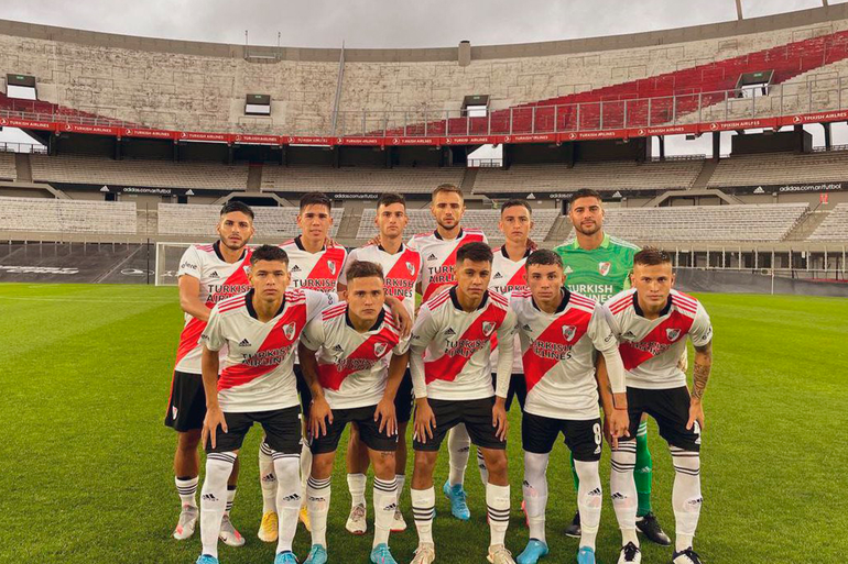 Quién es el joven de raíces africanas que fue convocado en la Reserva de River