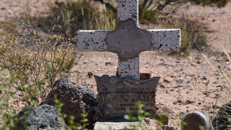El lugar donde descansa Carlos Huinchacura padre.