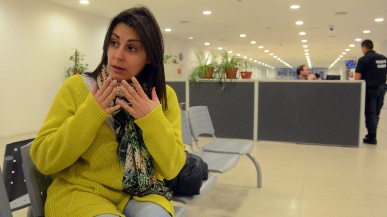 Los maltratos que sufría el bebé quedaron registrados por las cámaras. &nbsp;La madre (recuadro) hizo la denuncia.&nbsp;