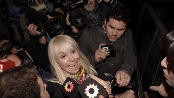 la historia oculta de claudia: va a la justicia por la serie