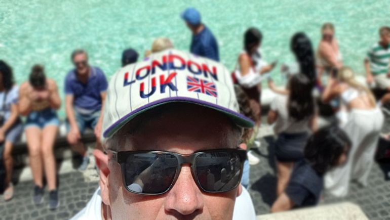 Quién es el ex diputado neuquino que le pidió fotos desnudo a un menor