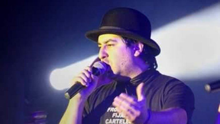 Julio Sierra es el vocalista de la formación nacida en 2008.