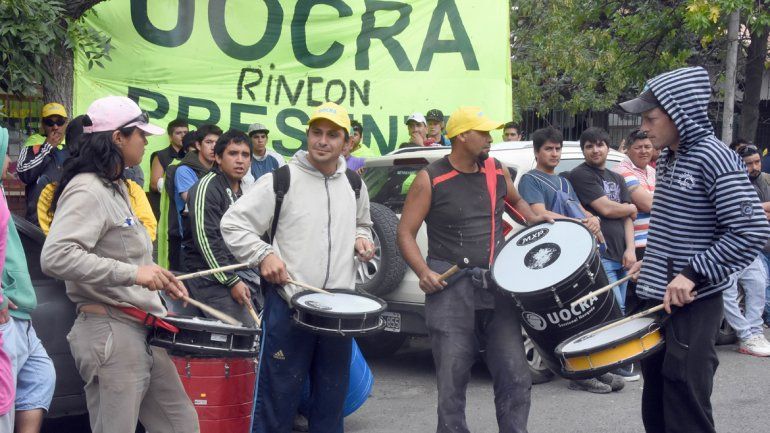 Una de las tantas protestas que se realizaron en la capital neuquina.