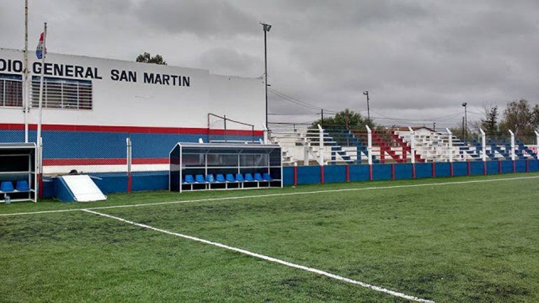 Viajaban a un encuentro de fútbol infantil y les robaron los bolsos