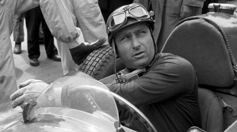 Juan Manuel Fangio dej&oacute; de existir el 17 de julio de 1995 y a 25 a&ntilde;os de su partida su legado sigue intacto en el automovilismo mundial.