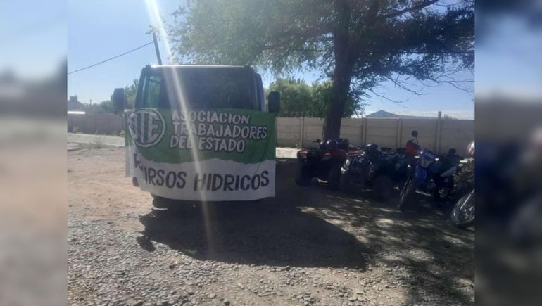 Reclamo de trabajadores de Recursos Hídricos en Plottier: denuncian abandono