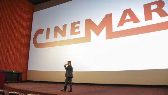 Cinemark debutó con la biopic de Freddie Mercury