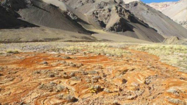 Nuevo incidente de Barrick Gold: derramó ácido en Pascua Lama