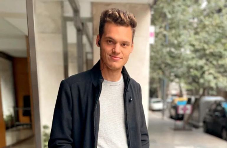 De qué vive y trabaja Gonzalo Vázquez, el notero de Intrusos que se fue de la TV