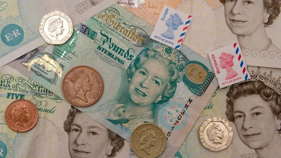 Isabel II es la imagen de billetes