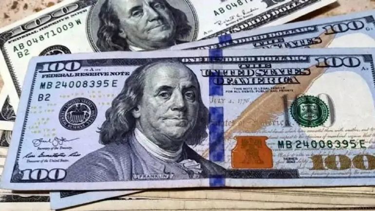 El dólar sigue su disparada.