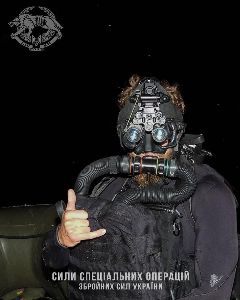 Un comando anfibio del Centro 73 ucraniano. Un comando anfibio del Centro 73 ucraniano.