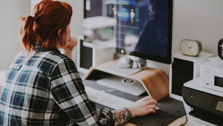 En la UBA, se pueden cursar carreras cortas a distancia. En la UBA, se pueden cursar carreras cortas a distancia.