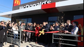 mcdonalds inauguro su quinto local en neuquen: una inversion historica que genera 130 nuevos empleos