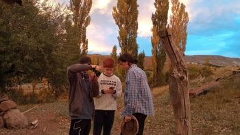 los estudiantes que hacen cine con una leyenda del norte neuquino los estudiantes que hacen cine con una leyenda del norte neuquino