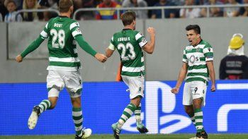 El Huevo la rompe en Portugal . Sambueza, Ulloa y Canales, otros regionales alguna vez campeones.