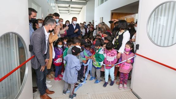 Gutiérrez inauguró otro de los jardines que Macri dejó sin hacer