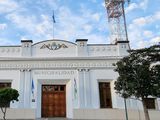 Las negociaciones paritarias en el Municipio de Allen concluyeron con un aumento del 35,52 por ciento, a aplicar en dos cuotas. Se consiguió superar la inflación reciente por un margen más que considerable.