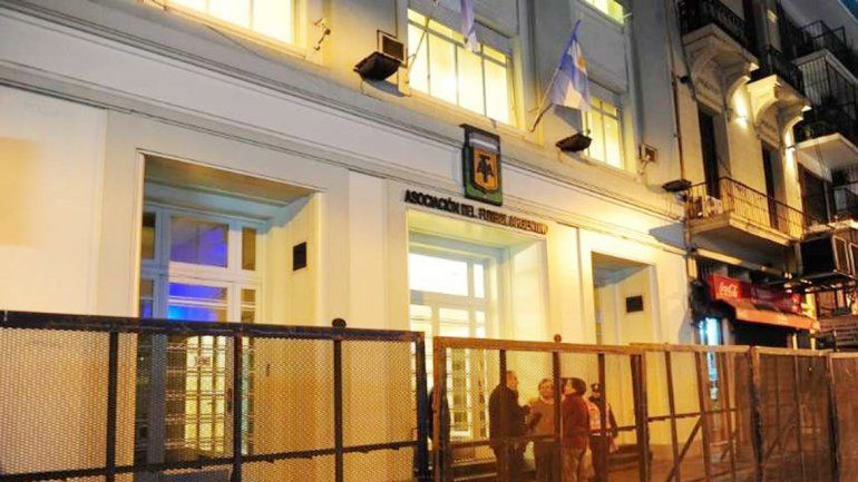 Postergaron las elecciones y pusieron veedores por 90 días hábiles.