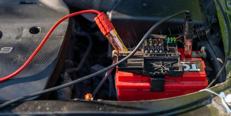 Las baterías, como otros elementos clave del auto, también necesitan mantenimiento. Las baterías, como otros elementos clave del auto, también necesitan mantenimiento.