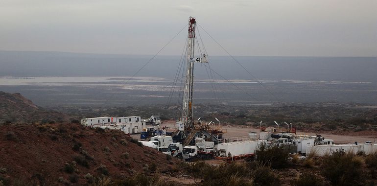 Locación en Vaca Muerta. Locación en Vaca Muerta.