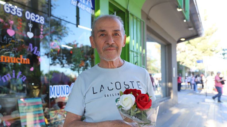 Raúl conoció como pocos la noche neuquina. | LM Neuquen Raúl conoció como pocos la noche neuquina.