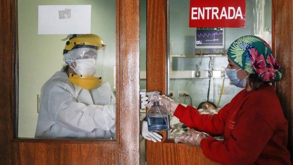 Desbordó la guardia y tuvieron que atender en la sala de espera