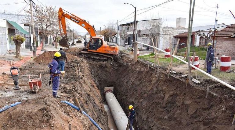Operarios, en una obra del EPAS. Operarios, en una obra del EPAS.