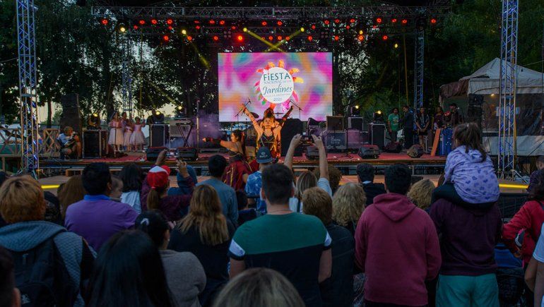 Villa La Angostura vive la Fiesta de los Jardines