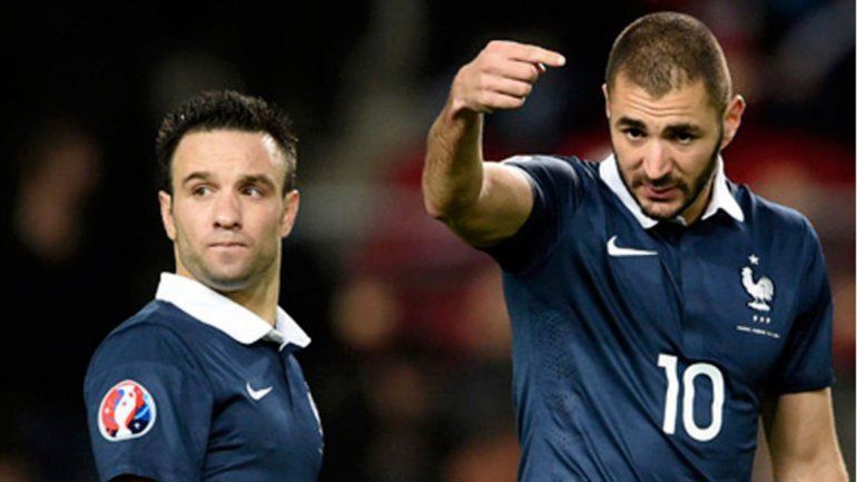 Mathieu Valbuena y Karim Benzema en la selección de Francia.