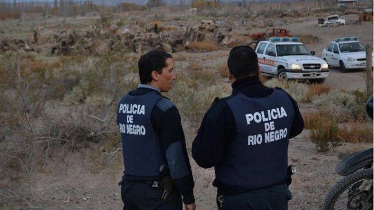 Vino a bailar a Neuquén y apareció perdido en las bardas de Roca