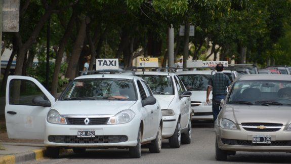 Los dueños de los taxis pretendían más del 20% de aumento.