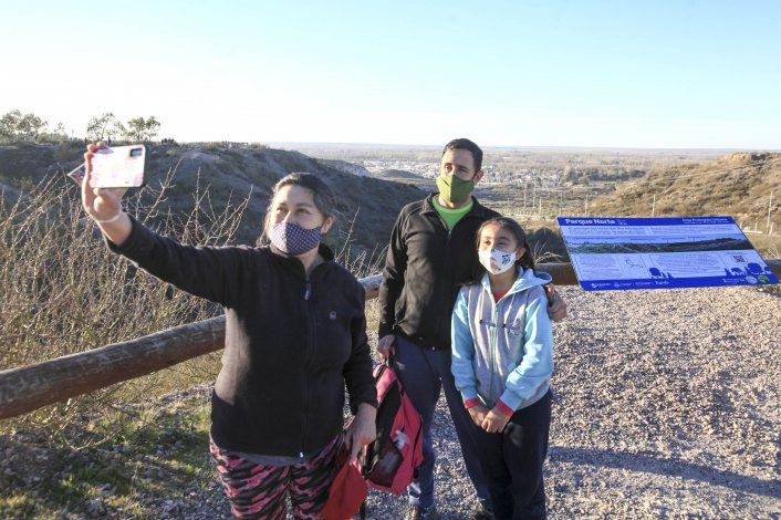 Buscan eliminar los folletos turísticos con una app de la ciudad